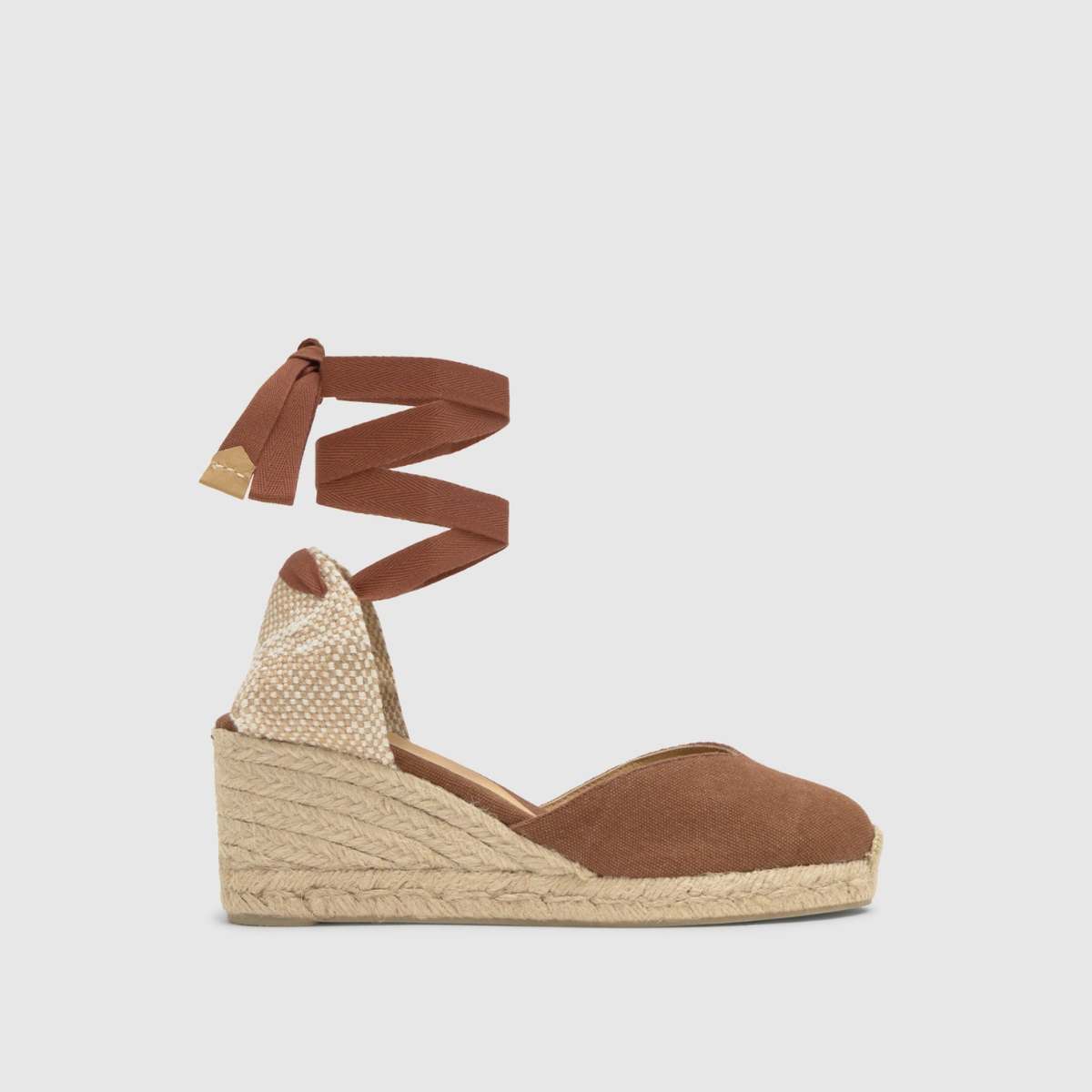 castaner-chiara-6-002-021671-2034