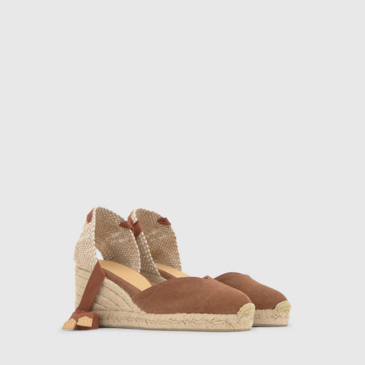 castaner-chiara-6-002-021671-2034