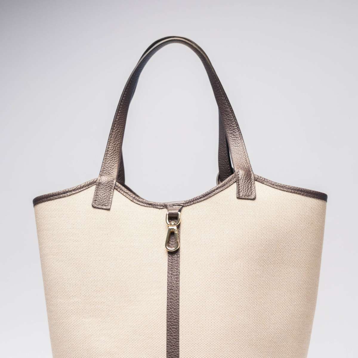 christian-villa-shoulder-bag-peggy-reversible-brown